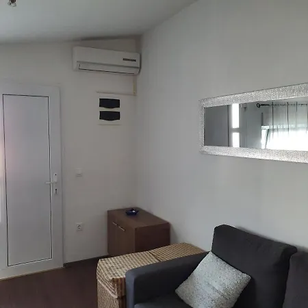 Apartmani Deak Vir Exterior photo