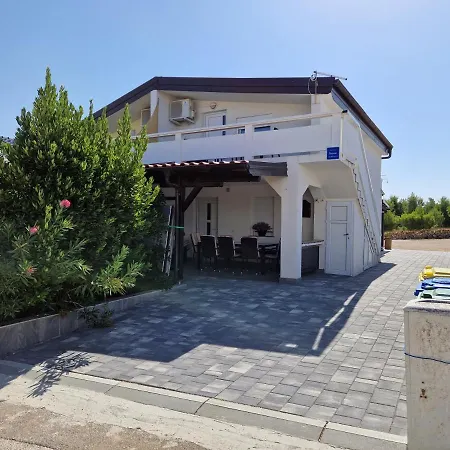Apartmani Deak Vir Exterior photo