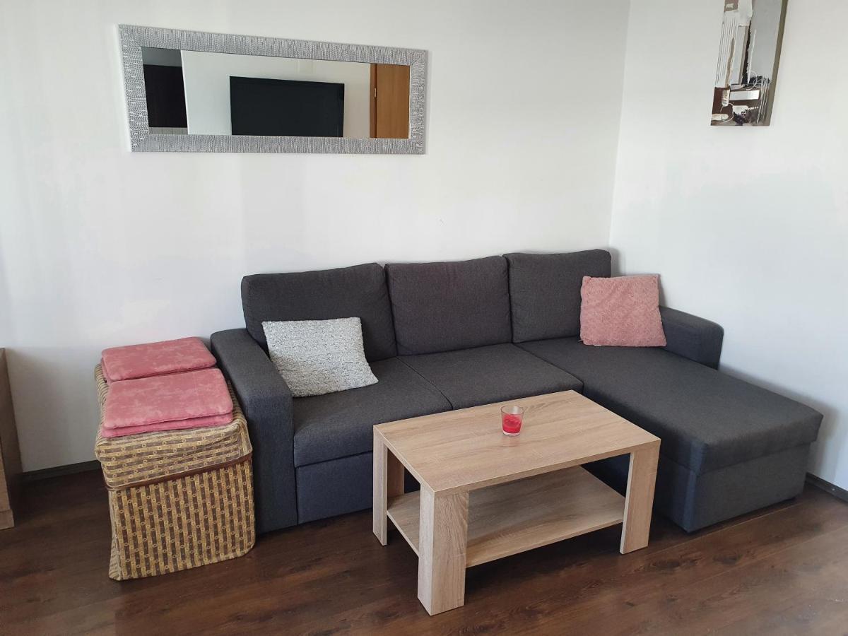 Apartment Deak Vir